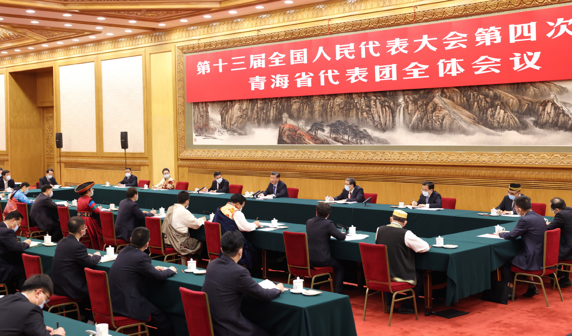 7日，習(xí)近平參加十三屆全國人大四次會議青海代表團審議。 新華社發(fā).JPG
